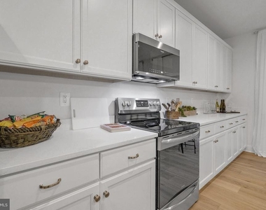 112 Red Rose Court - Photo Thumbnail 1