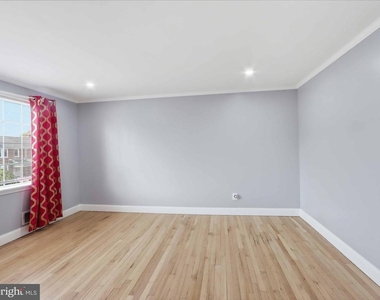 3603 Ravenwood Avenue - Photo Thumbnail 5