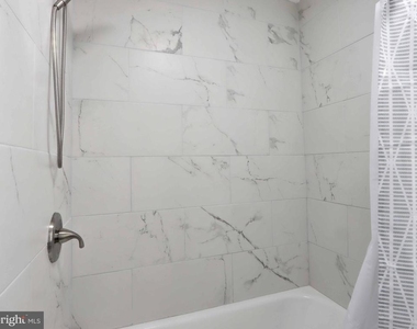 3603 Ravenwood Avenue - Photo Thumbnail 17