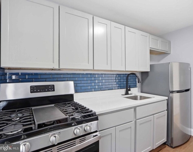 3603 Ravenwood Avenue - Photo Thumbnail 11