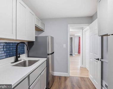 3603 Ravenwood Avenue - Photo Thumbnail 12