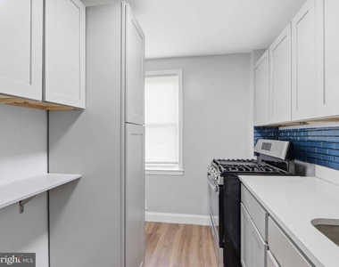 3603 Ravenwood Avenue - Photo Thumbnail 10
