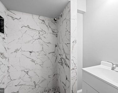 3339 Elmora Avenue - Photo Thumbnail 19