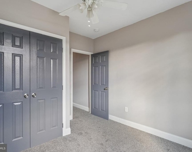 2817 Pelham Avenue - Photo Thumbnail 13