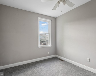2817 Pelham Avenue - Photo Thumbnail 12