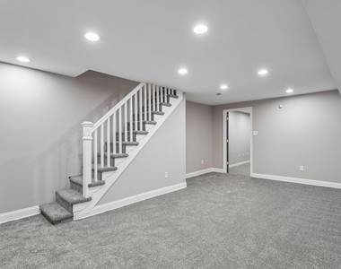 2817 Pelham Avenue - Photo Thumbnail 19