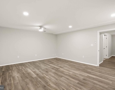 1382 Almond Drive - Photo Thumbnail 26