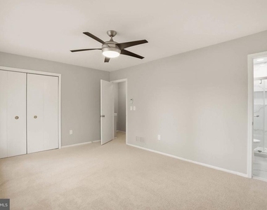 1382 Almond Drive - Photo Thumbnail 16
