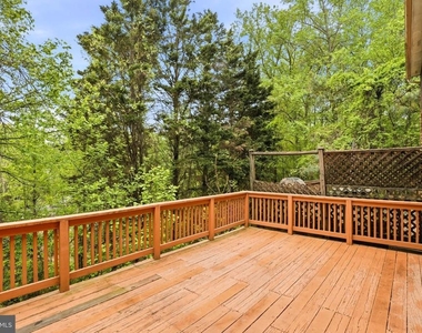 1382 Almond Drive - Photo Thumbnail 30