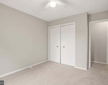 1382 Almond Drive - Photo Thumbnail 21