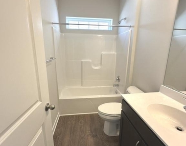 1019 Robinson Road - Photo Thumbnail 4