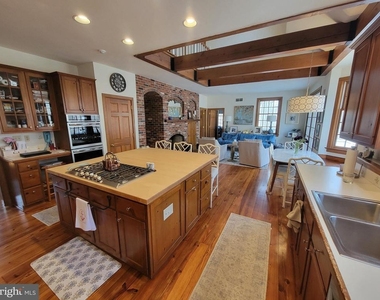 14 Barberry Lane - Photo Thumbnail 14