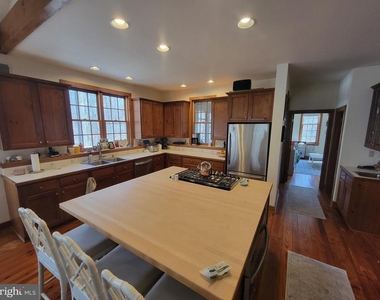 14 Barberry Lane - Photo Thumbnail 13