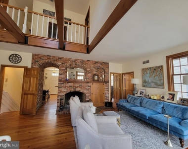 14 Barberry Lane - Photo Thumbnail 8