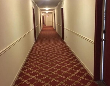 4301 Massachusetts Avenue Nw - Photo Thumbnail 3