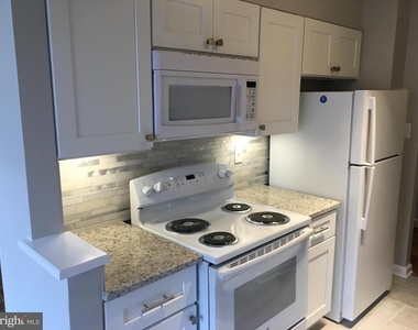 4301 Massachusetts Avenue Nw - Photo Thumbnail 5