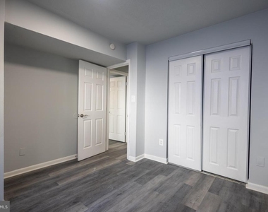 1300 Morris Road Se - Photo Thumbnail 1
