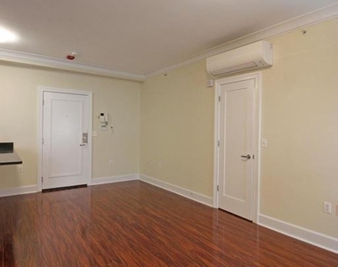 1121 24th Street Nw - Photo Thumbnail 5