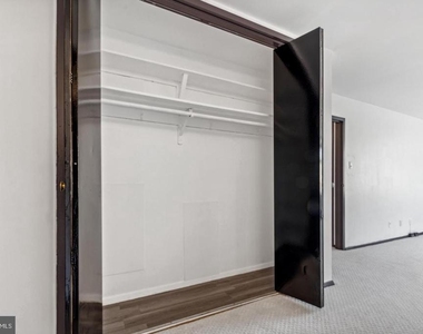 2401 H Street Nw - Photo Thumbnail 7