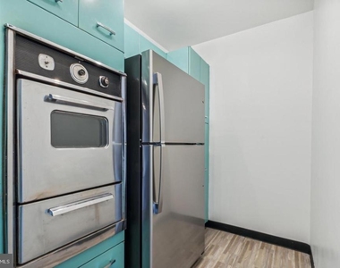 2401 H Street Nw - Photo Thumbnail 2