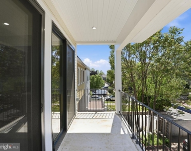 2404 North Capitol Street Nw - Photo Thumbnail 20