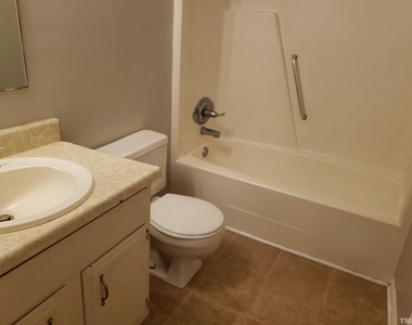 207 Meadow - Photo Thumbnail 7