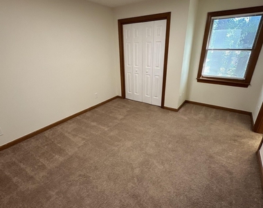 3506 Ivy Commons Drive - Photo Thumbnail 4