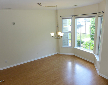 234 Standish Drive - Photo Thumbnail 6