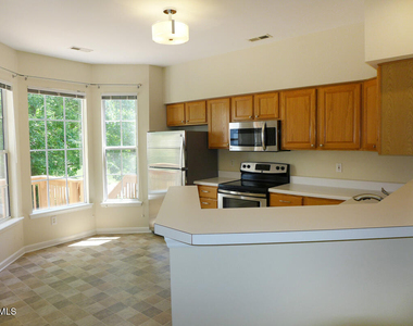 234 Standish Drive - Photo Thumbnail 10