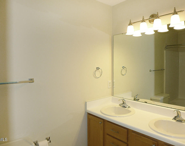 234 Standish Drive - Photo Thumbnail 13