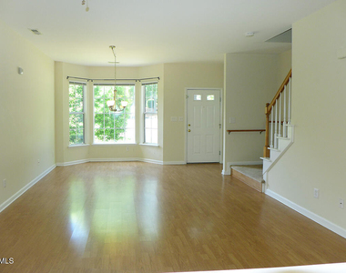 234 Standish Drive - Photo Thumbnail 2
