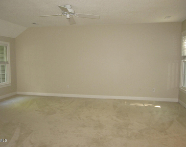 134 Channing Lane - Photo Thumbnail 11