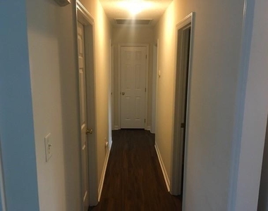 102 Gracie Lane - Photo Thumbnail 6