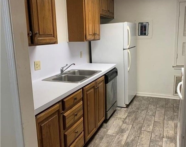 2529 Rio Grande St - Photo Thumbnail 4