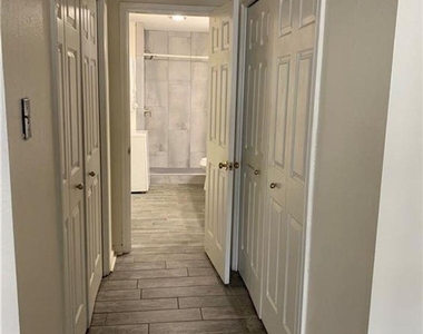 2529 Rio Grande St - Photo Thumbnail 7