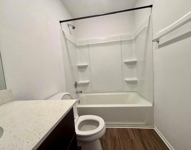 176 Andross Ln - Photo Thumbnail 13