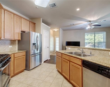 1310 W Parmer Ln - Photo Thumbnail 8