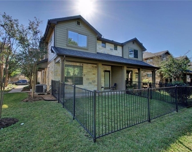 1310 W Parmer Ln - Photo Thumbnail 22