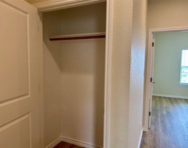 515 War Admiral Dr - Photo Thumbnail 27