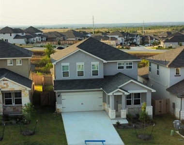 6400 Rounded Pebble Ln - Photo Thumbnail 31