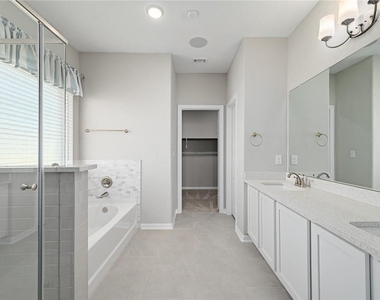 16905 Casanova Ave - Photo Thumbnail 19