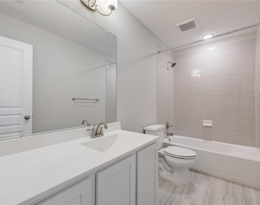 16905 Casanova Ave - Photo Thumbnail 31