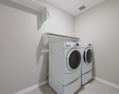 16905 Casanova Ave - Photo Thumbnail 15