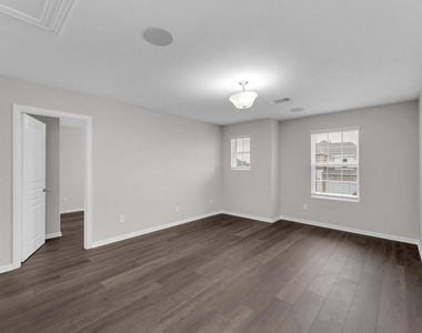 16905 Casanova Ave - Photo Thumbnail 27