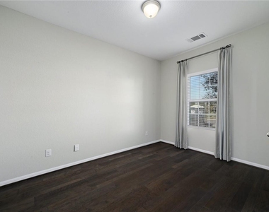 16905 Casanova Ave - Photo Thumbnail 2