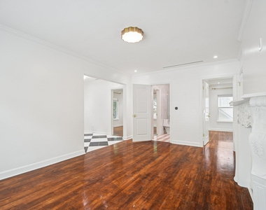 1205 Alta Vista Ave - Photo Thumbnail 4
