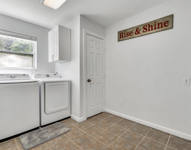 612 Mockingbird Dr - Photo Thumbnail 16