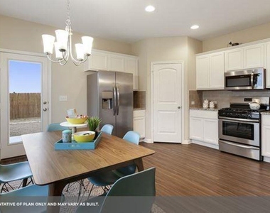 1121 Fairhaven Gtwy - Photo Thumbnail 7