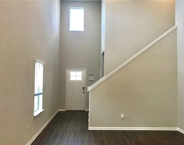 1121 Fairhaven Gtwy - Photo Thumbnail 3