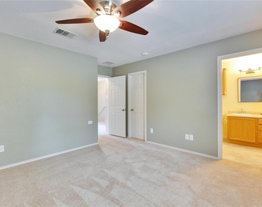 2212 Melissa Oaks Ln - Photo Thumbnail 25